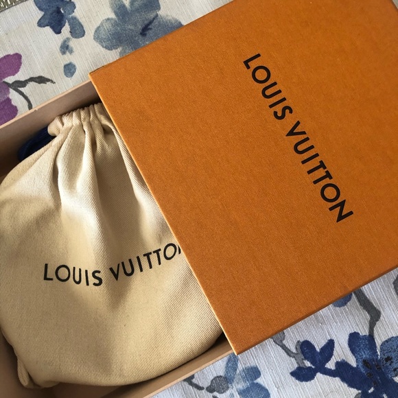 LV CIRCLE 35MM REVERSIBLE (RED) - Picture 3 of 3